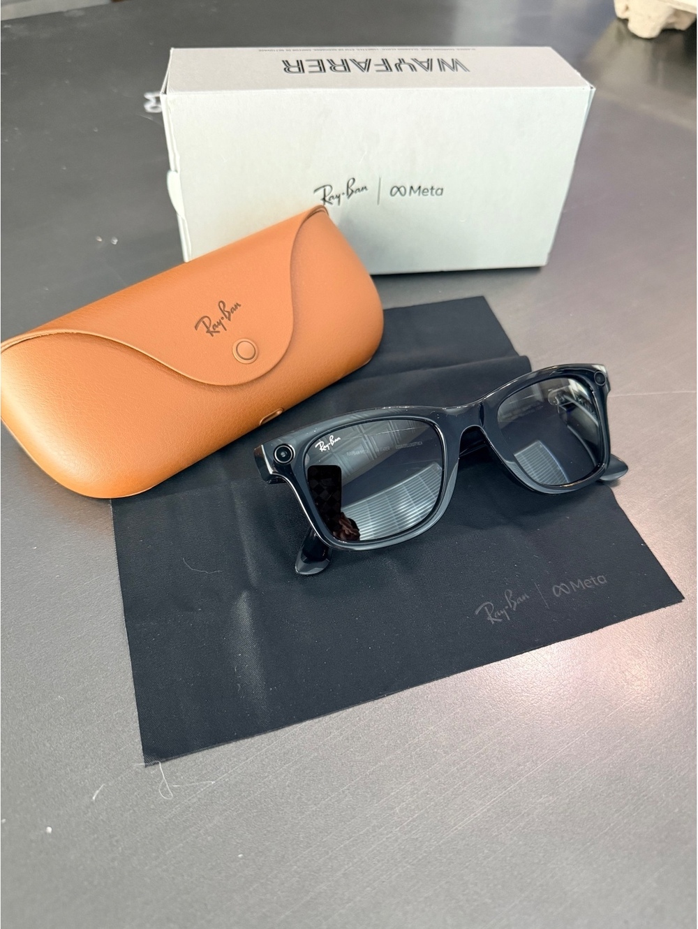 RAY-BAN x META Wayfarer Gen 1 RW4006 Shiny Black Smart Sunglasses